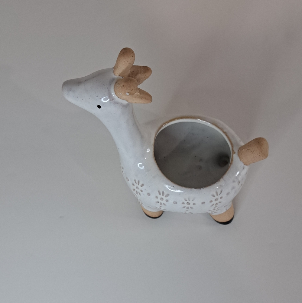 Ceramic White Giraffe Textured Succulent Air Plant Planter Indoor Nursery Decor - Picture 10 of 11